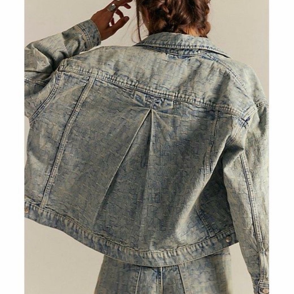 Free People NWT We the Free Jacquard Letters denim Jacket Loose Baggy Fit Medium - Picture 3 of 15